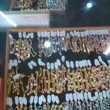 Salah satu toko emas di wilayah yogyakarta, yaitu toko emas semar nusantara. Photos At Toko Mas Gajah Jewelry Store In Semarang