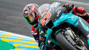 El piloto francés de yamaha ha logrado la posición de privilegio en su gran premio de casa, llevándose una pole position frenética en lemans, para la carrera de este domingo. Fabio Quartararo No Falla Y Logra La Pole Del Gp De Francia De Motogp Motor Es