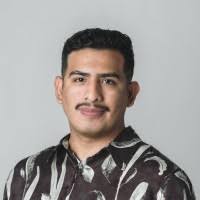 30+ "John Landa" profiles