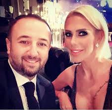Erdinç Acar'dan boşanan Hande Acar'ın yüklü bir tazminat aldığı  konuşuyordu! Gerçek bambaşka çıktı