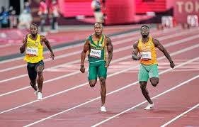 86 kilogram olympic 100 meter champion usain bolt from jamaica pushes against the starting block, exerting an average force of 1700 mutants. Wkmvzrmdjnzh2m