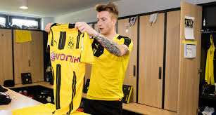 He wanted to wear a sancho jersey and didnt even care that it was a bvb jersey. Bvb And Puma Present The New Home Jersey Bvb De