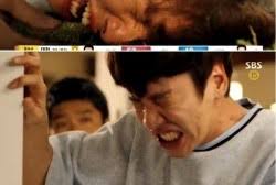 Lee kwang soo (born 14 july 1985) is an actor from south korea. It S Okay It S Love Lee Kwang Soo Acting Tourette S Kdramastars