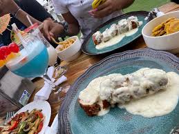 The natives of the island inhabited the valley of jarabacoa. Debo Recomendar Este Lugar Salmon En Su Punto Jugoso Y Hermosamente Decorado Picture Of Cafe Colao Jarabacoa Tripadvisor