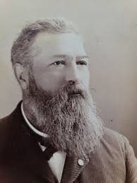 Oscar Ely's Instagram, Twitter & Facebook