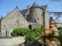 Vente Manoir Avec Gite Perros Guirec Pierres Et Mer Le Manoir Manoir A Vendre Gite