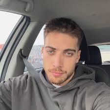 How to keep dash cam