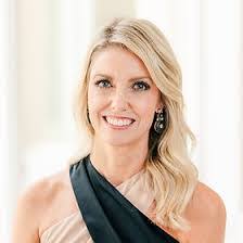 Jill Simms's Instagram, Twitter & Facebook