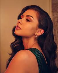 Photo Shoot with Daytime Emmy Award Winner, Victoria Konefal 📸 (Model:  @victoriakonefal Makeup: @antonmakeup Hair: @dani.doeshair @daytimeemmys )