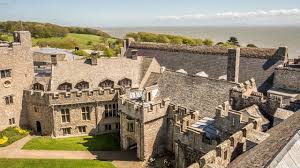 Educación libre y cosmopolita entre los muros de un castillo medieval el uwc atlantic college, donde la princesa de asturias cursará su. Asi Es El Colegio De Gales En El Que La Princesa Leonor Cursara Bachillerato