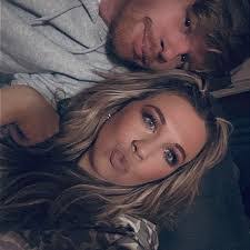 Tori Wooldridge's Instagram, Twitter & Facebook