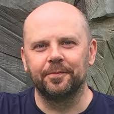 Sandie Barker's Instagram, Twitter & Facebook