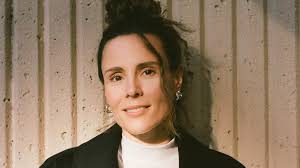 Pascale Picard dévoile « Your Jacket », extrait de son nouvel album à venir 