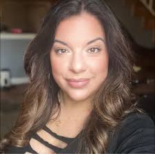 What are low-cost clinics near Bellflower for non-emergency medical care?