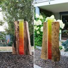 In den deutschen dörfern schmücken die menschen die brunnen mit bunten bändern und ostereiern. 90 Glas Im Garten Ideen Glaskunst Traumgarten Garten