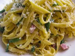 Cuocere la pasta in abbondante acqua salata. Tagliatelle Pancetta E Asparagi Selvatici Saturno Notizie