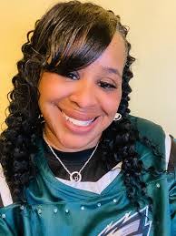 Valerie Pond's Instagram, Twitter & Facebook