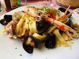 Spaghetti aux fruits de mer. Pates Aux Fruits De Mer Linguine Spaghetti Recette Italienne