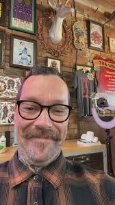 People Hate my Art. And I’m never gonna stop 🤣 I LOVE YOU ALL! Have a  great day. Art is Hard. #peoplehatemyart #art #angrycustomer #artlife  #myartsucks #tattoos #comedy #tattooartist #austin