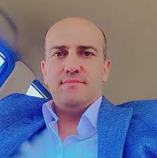 صلّوا على من يصرخ في يومٍ لا تعرف النفس إلا نفسها قائلاً : أمتي أمتي ..🌸🌱