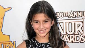 Lauren Boles's Instagram, Twitter & Facebook