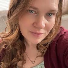 Julie Meadows's Instagram, Twitter & Facebook