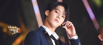 Btob (en hangul, 비투비) (acrónimo de born to beat) es una boyband surcoreana formada en 2012 por la discográfica cube entertainment.sus integrantes son eunkwang, lee minhyuk, changsub, hyunsik, peniel y yook sungjae. Welcome Back To The Hutazone Welcoming Back Btob S Minhyuk Hallyureviews