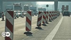 Autobahn fahrbahn a40 spuren geschwindigkeit. Stillstand Auf Deutschen Autobahnen Deutschland Dw 07 08 2012