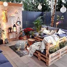 50 Outdoor Summer Decor Ideas That Refresh Your Feel Homemydesign Outdoor Living Room Creative Home Decor Home Decor