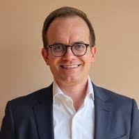 900+ "Gaugler" profiles