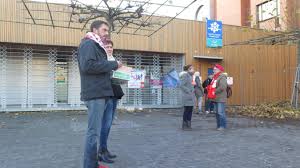 De la wikipedia, enciclopedia liberă. En Greve Les Agents De La Caf Reclament Plus De Moyens Pour Servir Les Usagers