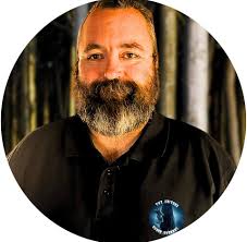 Forever thankful that Tales from the Darkside had a Christmas episode!  Premiering in 1986, "Seasons of Belief" included one of the show's top  monsters -- "The Grither," an ever-growing demon from the