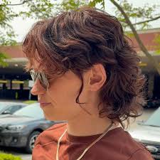 Emmett • Chicago Queer Hairstylist (@emmettcutsloose) • Instagram photos  and videos