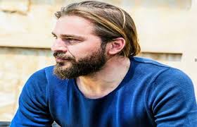 Maybe you would like to learn more about one of these? Dirilis Ertugrul Star Engin Altan Duzyatan Turns 40 Oyeyeah