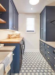 Want To Redesign Your Laundry Room To Make It Look Neater This Is The Idea Of Our Finest Utility Laundry Room Tile Laundry Room Cabinets Laundry Room Remodel