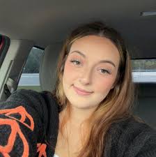 anyone wanna go christmas caroling we're singing A Milli by Lil Wayne