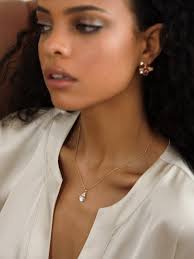 Necklace chloe sales