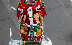 It is infamous for the amount of balloons that were popped or ruined, and was considered the worst parade in history. 2019 Macy S Thanksgiving Day Parade Home Wcbi Tv Your News Leader