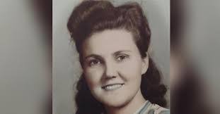 Darryl Hollis's Instagram, Twitter & Facebook