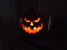 Hier finden sie eine sammlung von schnitzvorlagen. Halloween Kurbis Schnitzen So Geht S Mit Video Tutorial Und Schablone Essen Ruhr