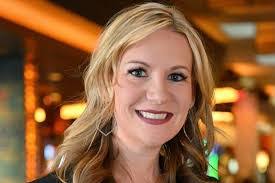 Ashley Lowe's Instagram, Twitter & Facebook