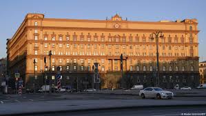 Fbk/youtube russian president vladimir putin built a private palace with $1 billion raised through corruption, according to a new video from alexei navalny's foundation. Navalny Team Releases Investigation Into Putin S Palace News Dw 19 01 2021
