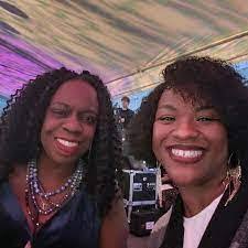 Kisha Sanders's Instagram, Twitter & Facebook