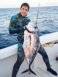 We are the premier source for reef and blue water spearfishing gear, located in destin, fl. Fall Spearfishing In Florida Coastal Angler The Angler Magazine