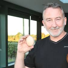 Cork hen 'Chiki Minaj' lays rare egg within egg