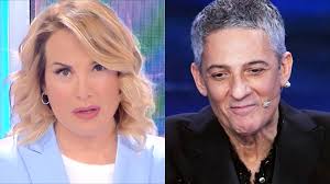 Barbara D'Urso rivela un segreto su Fiorello: "Tu avevi 25 anni, io solo 12"