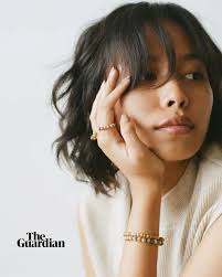 Pretty dainty pendants make the best gifts—don't you think? 🎁​​​​​​​​  ​​​​​​​​ Whether you're looking for the most special kind of surprise for  someone you love this Christmas, or you're gifting yourself (you