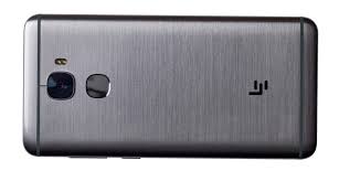 LeEco Le Pro3 looks pretty good for a ...