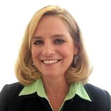 Lisa Hammel's Instagram, Twitter & Facebook