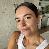 Jasmine Ancrum's Instagram, Twitter & Facebook